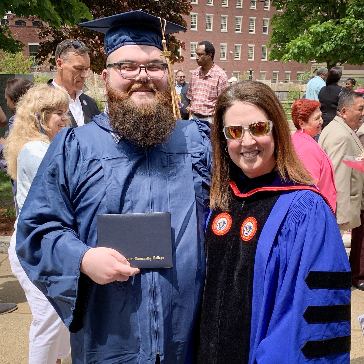MCCcomartdesign's tweet photo. Congrats to all the graduates today! We wish you the best in all your future endeavors. 🎓 #mccgrad #mymcc #MCCcom #EndCCStigma https://t.co/PNcfTWdtBg