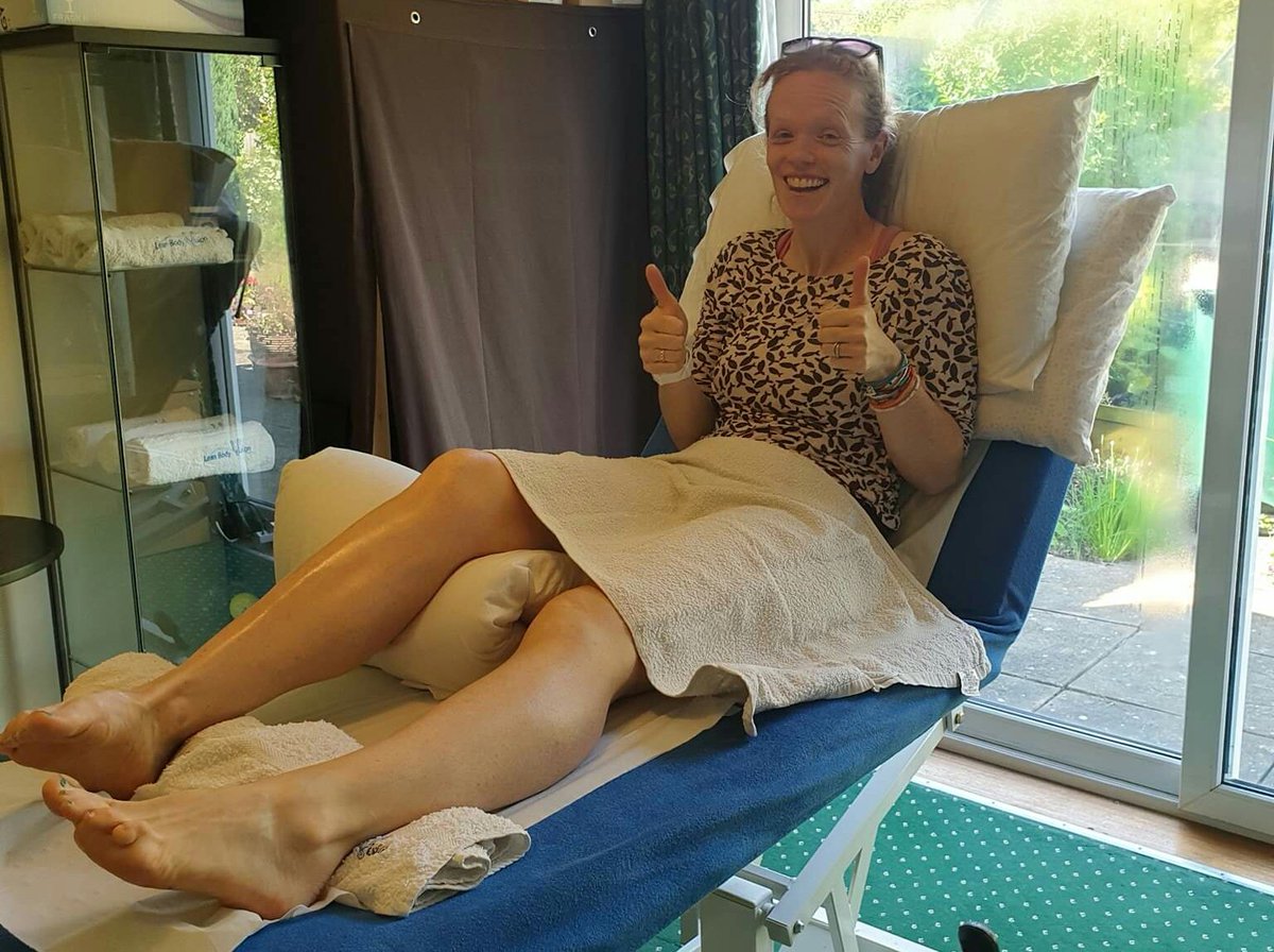 PassTheSmileOrg's tweet photo. This is our friend @lizpharo. Liz is a total legend. 

She will be running 145 MILES this weekend to raise money for the @CCLG_UK Pass the Smile for Ben Research Fund, plus for our friends @CyclistsvCancer 🎗

👉 https://t.co/myNSVyH2XK

Please RT! 
#covhour #ChildhoodCancer https://t.co/OH1tpT1thc