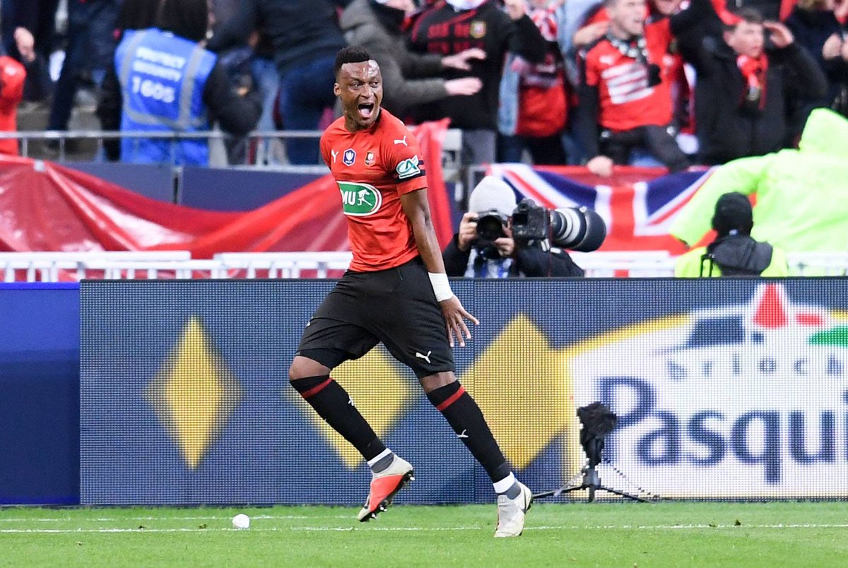 mattcharp's tweet photo. @ROUGEmemoire @staderennais @losclive #MerciMexer https://t.co/DVlyzXplSZ
