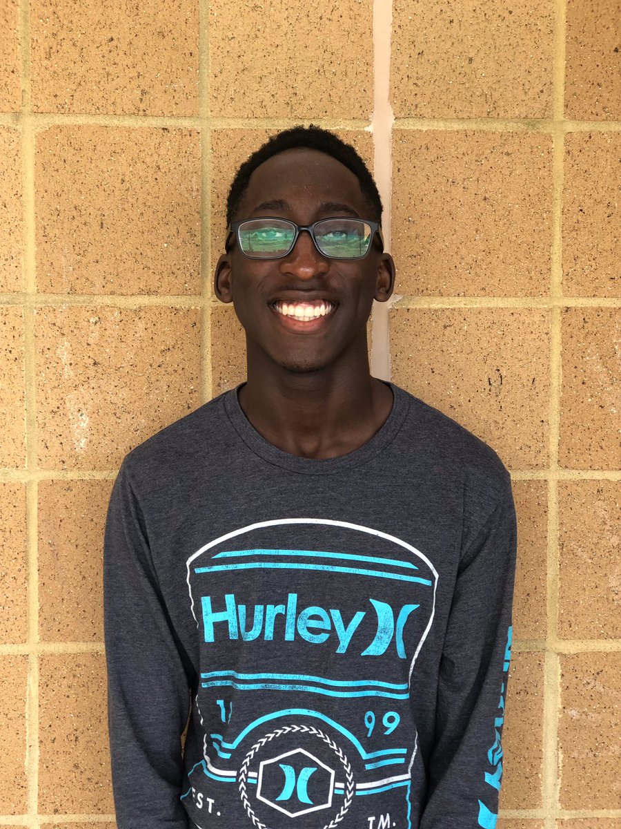 GHHSClassof2019's tweet photo. 7 DAYS until the show and introducing contestant #7 Tariro Magarira!!! , know for his witty sense of humor and not having a lick of arm or leg hair at the ripe age of 17.  His friends call him Tmag but ladies call him just "a friend". https://t.co/i9fgWgKD5D