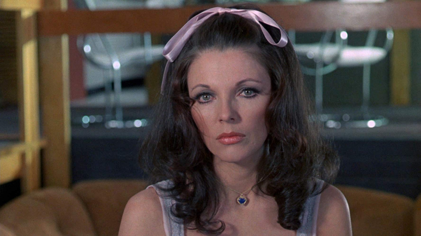 Happy 86th birthday to the forever young and glamorous Joan Collins!  What\s your favorite role of hers?! 