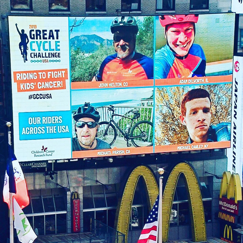 dilwoab's tweet photo. @crowdermusic Got my face on a jumbo tron in Times Square https://t.co/9cqrb3EeVy