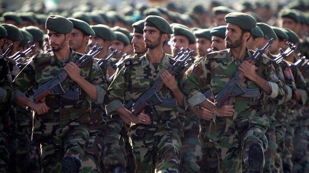 mahmod_yaran's tweet photo. سپاه جعل جنایت خامنه ای ونیروها ی سرکوبگرفشاررابرمردمرایران زیادکردن به دلیل ترس ازقیام #سپاه_تروریست   
#سپاه_عامل_جنایت
#BlackListIRGC https://t.co/gquxlUJurN