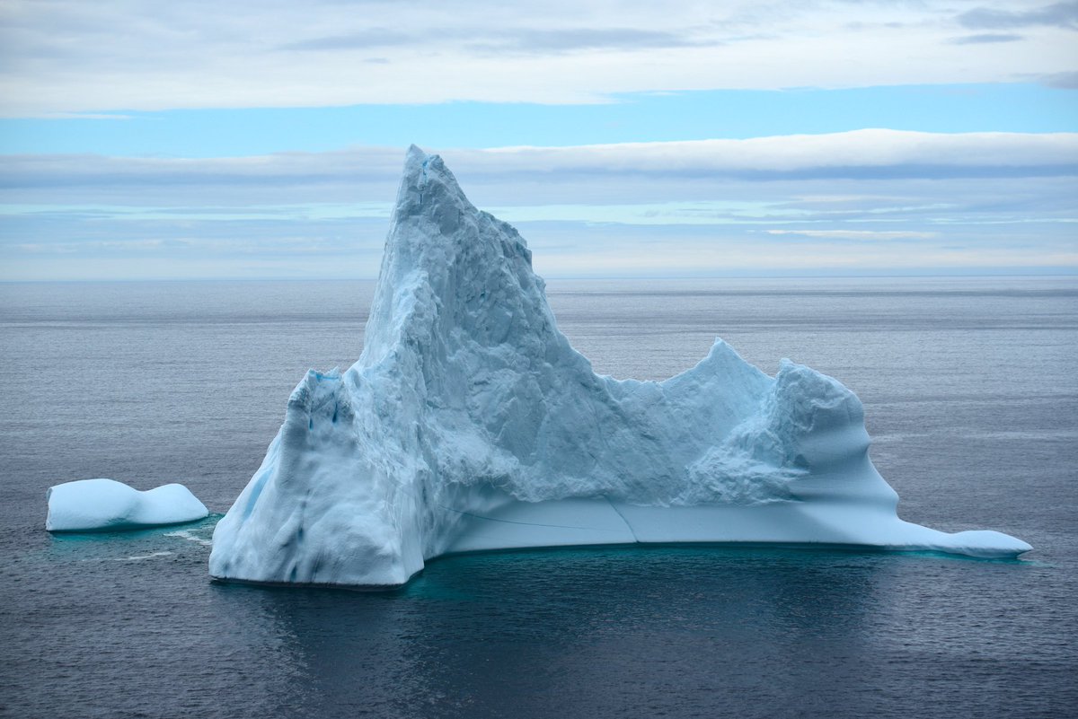 Hunting Icebergs In #Newfoundland In 2019 butiqescapes.com/hunting-iceber…