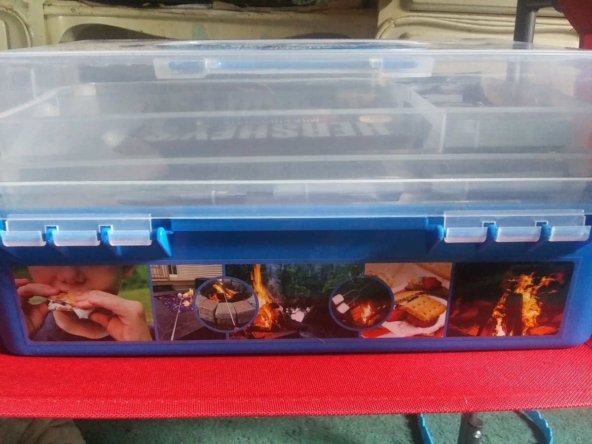 whos_that20's tweet photo. Awesome Smores caddy!
https://t.co/v99hLsds8O
#sumpri #smores #smorescaddy #camping #outdoors #marshmallow #marshmallowforks #hersheys #grahamcrackers #firepit #marshmallowsticks #smoresbox #makingsmores #gotitfree https://t.co/009fAeG7Ms