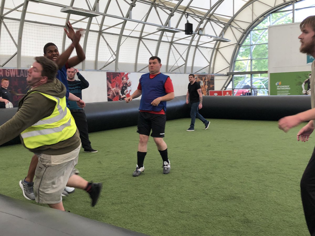 <a href="/StingraysMAR/">Colwyn Bay RFC Stingrays</a> attended and recruited <a href="/MOTIV8NWWALES/">Motiv8 Conwy & Denbighshire</a> event @StadiwmZipWorld 🏉⭐️🏴󠁧󠁢󠁷󠁬󠁳󠁿

Looking forward to welcoming New Stingrays to <a href="/ColwynBayRFC/">Colwyn Bay RFC</a> on 10:30am, June 22 🏉👌🏼<a href="/rachtaylor13/">Rachel Taylor</a> <a href="/GllmRygbi/">GLLM Rygbi</a>