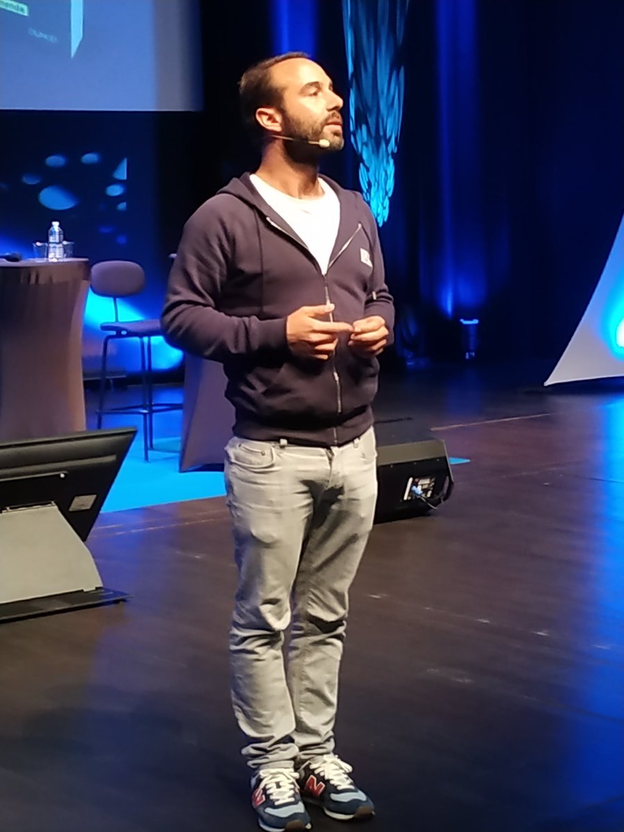 William79463807's tweet photo. Merci @StephaneMallard pour cette journée et cette conférence. #laboduweb
Tant de graines semées qui n'attendent qu'à germer. https://t.co/nm7kwB2kKF