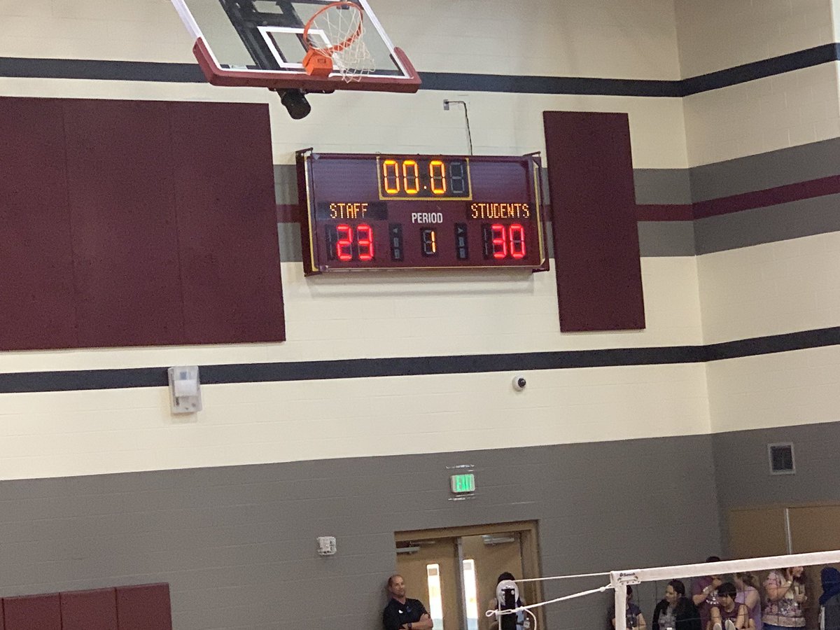 The Students take volleyball. Good battle by the coaches. Well, most of them 😉 #SSMSyr2