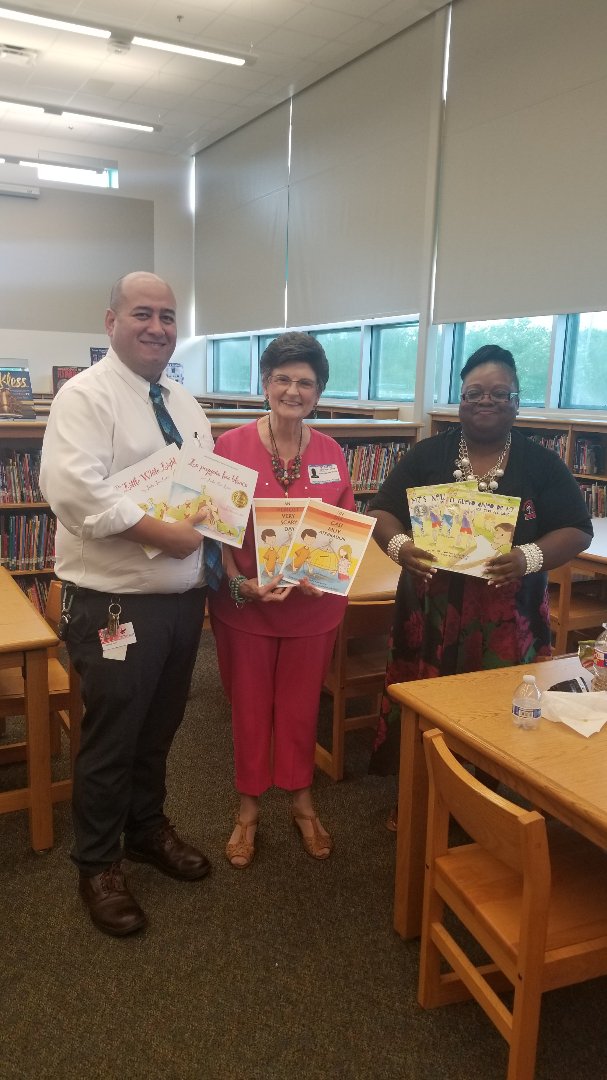 Judy Lowe, author, donates copies of her books to the Ebby Halliday Library! Thank you for the donation! Our students can't wait to check them out!