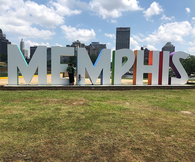 TheQMemphis's tweet photo. @lizontheradio had to go and take a picture today! Anyone else gone yet? #Memphis #ILoveMemphis #Choose901 https://t.co/EbHfiTawfh https://t.co/A1NgS4ZGLx