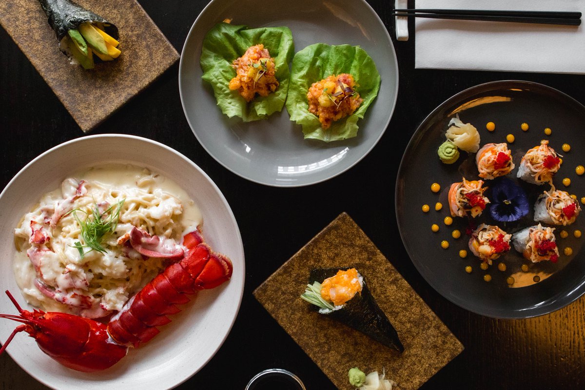 FujiatInkBlock's tweet photo. What does your dinner lineup look like?
Stop in on your way home from work and treat yourself to ALL the things!!! π€€
.
.
.
#inkblock #inkblockboston #inkblockliving #bosfeed #bostonfoodies #instafood #eaterboston #nomnom #eastcoastfeastcoast #sushiaddict #sushi #sushidiet https://t.co/wmTM8w4VMJ