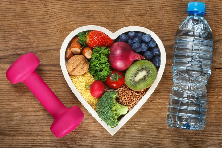 laborare's tweet photo. Exercícios físicos, boa alimentação e hidratação!

3 coisas que seu corpo precisa para ficar mais forte e saudável.

Se você ainda não começou... comece hoje mesmo com essas 3 práticas diárias. 🚶‍♀️🏃‍♀️🥑🍒 https://t.co/zXCoxO3U9k