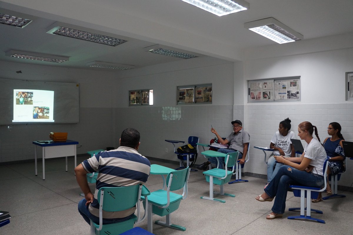 ifbaianocatu's tweet photo. I ENPEX do IF Baiano Catu

Nos dias 21 e 22 de Maio de 2019, no Instituto Federal Baiano campus Catu, aconteceu o I ENPEX - Encontro de Pesquisa e Extensão do campus Catu.
https://t.co/b2nbZr230h https://t.co/S8ziV3pjcW