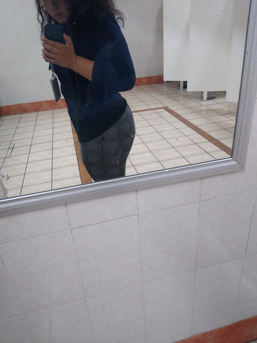 lidia4950's tweet photo. 🤙🤙 https://t.co/fVbo26RxB3