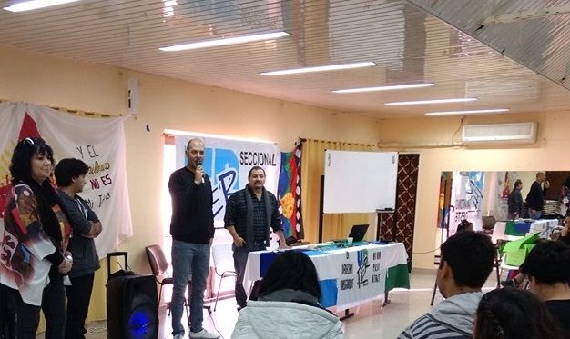 Unter organizó el primer encuentro de Centros de Estudiantes
 bit.ly/2X1EVaJ