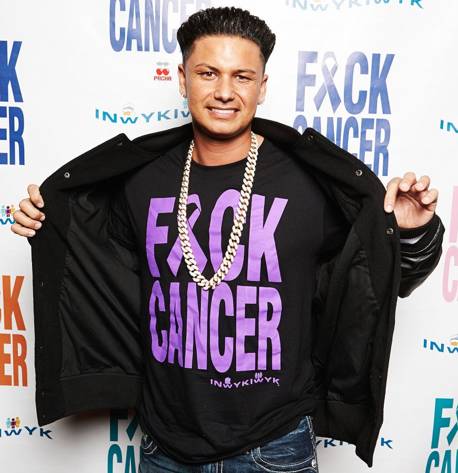 Pauly D: Ronnie Is 'Putting His Daughter First' Amid Jen Harley Drama
topstyletodaycom.com/pauly-d-ronnie…

Keeping his head up. Jersey Shore’s Ronnie Ortiz-Magro is staying strong for the sake of his da...
