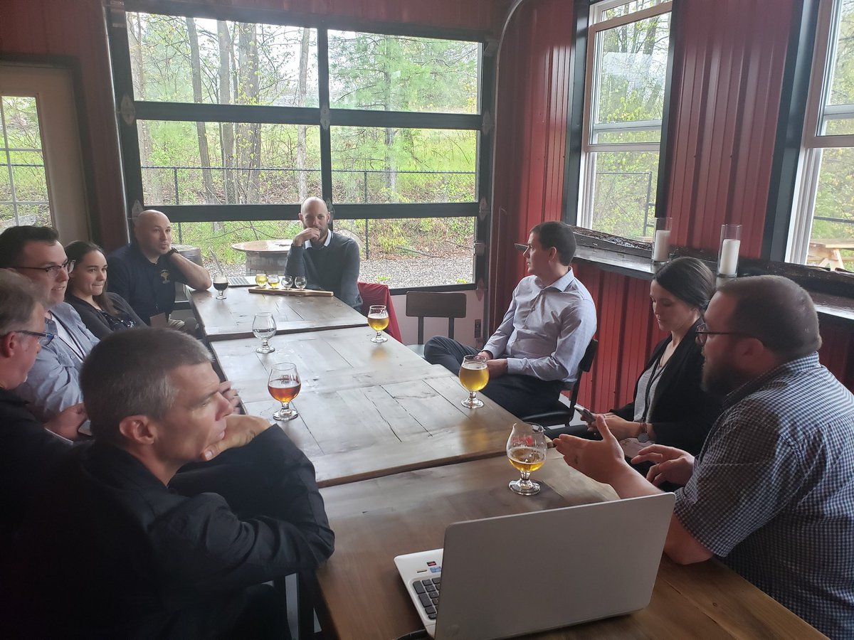 iParamedic's tweet photo. @alan_batt and @MatthewLeyenaar leading discussion and fielding questions regarding Paramedic led research @CalabogieBrewCo #RPRS19 #RenfrewResearch @RenfrewResearch @jdheffern @1davelibby https://t.co/couzJmrgn1