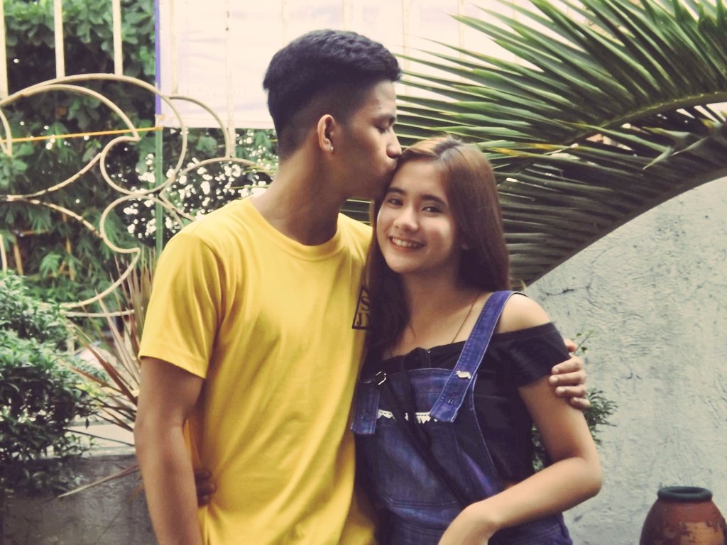 emjaysavillaaa's tweet photo. Hi babe!!😍 thank u so much sa support at pagmamahal ayieeeeee😂💓 lablab ikaw ni kuya emjay😆😘 iloveyouuuusoomuchh babe❤ ure dabex porme😙💕 @bananahannaah https://t.co/6z9N0Pd3HF