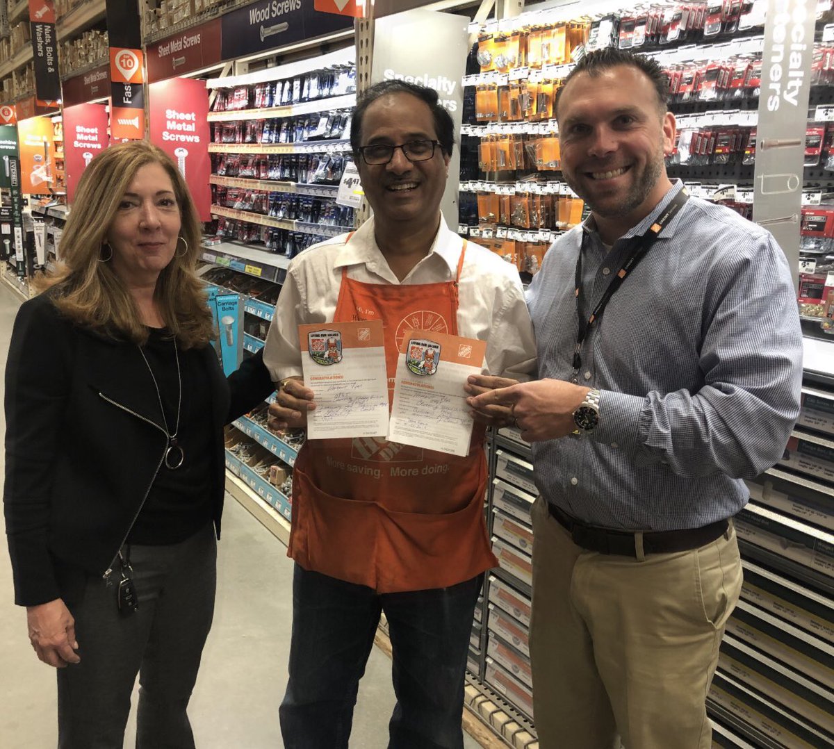 Ramos418Ramos's tweet photo. 0965STRONG!! D-25 Hemant being recognised for leading the region in his Dept for credit and his outstanding performance in crown bolt. @MattKeatinghd @msuero2631 @JahnJoyce @DHRMgregorio #gratefulnblessed https://t.co/O9sPAbNc4V