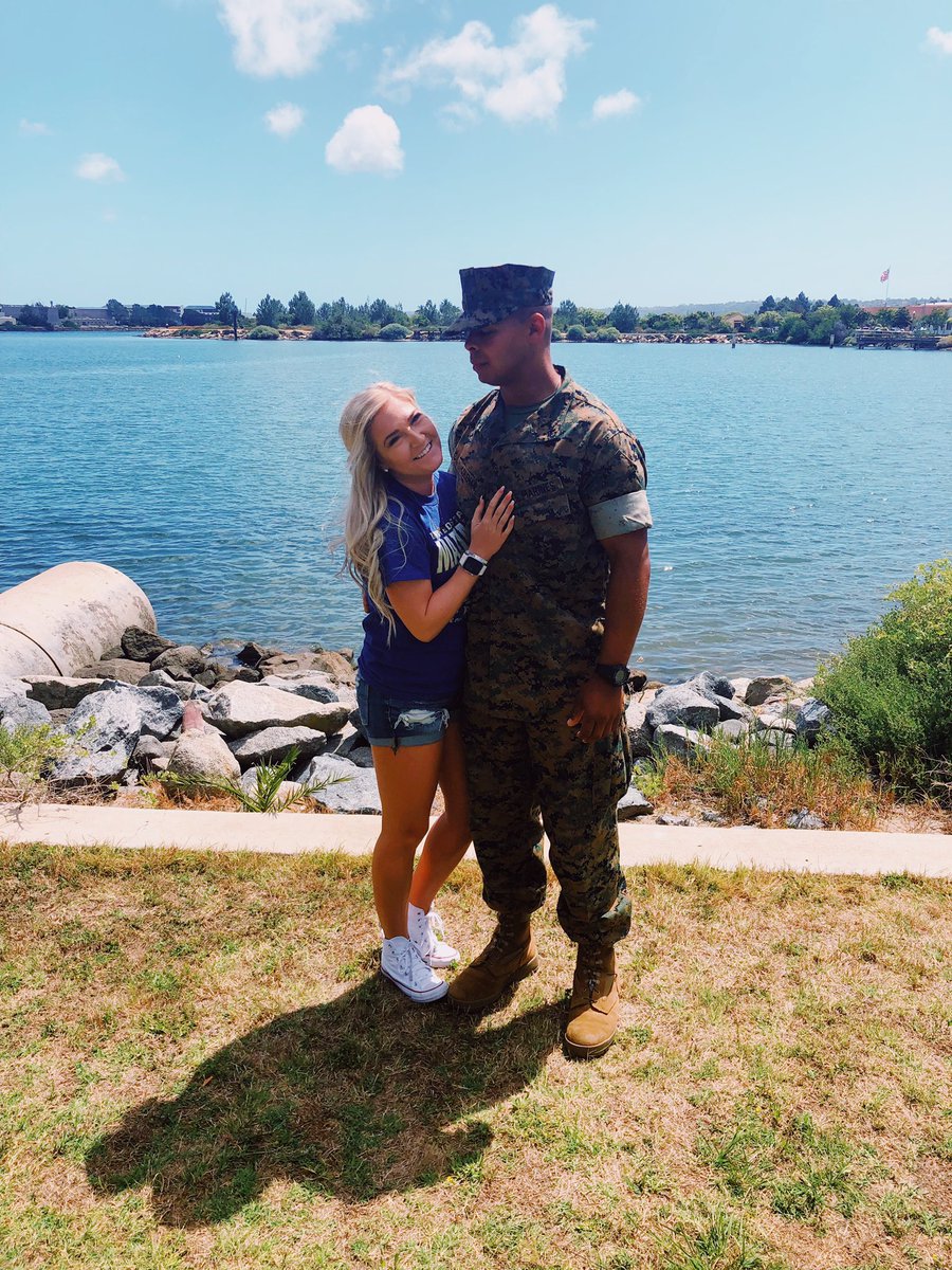 syd_Bickell97's tweet photo. I love you @shanecoleman810 ❤️🇺🇸 https://t.co/zXFxmECX9q