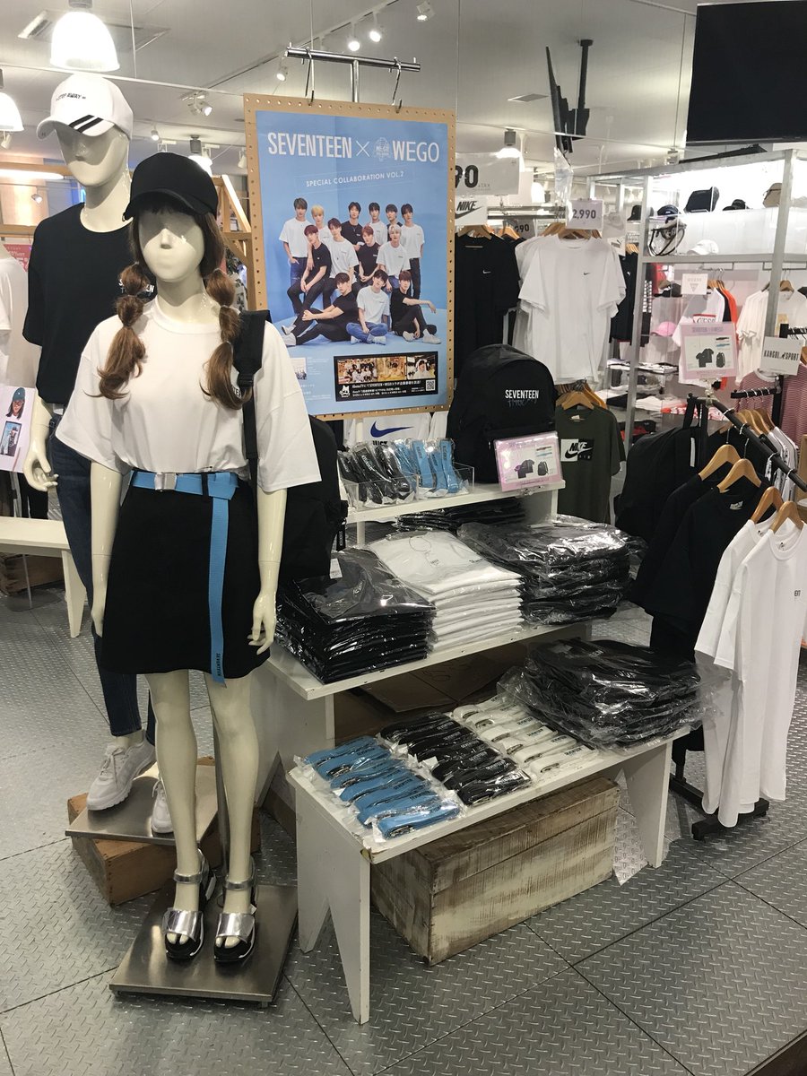 Wego 宇都宮インターパークビレッジ店 Seventeen Wego 韓国発ボーイズグループ Seventeen の日本初シングル発売を記念して Wegoとのコラボ第二弾が本日発売 Tシャツ リュック ベルトの3型 宇都宮インターパークビレッジ店では等身大パネルフォト