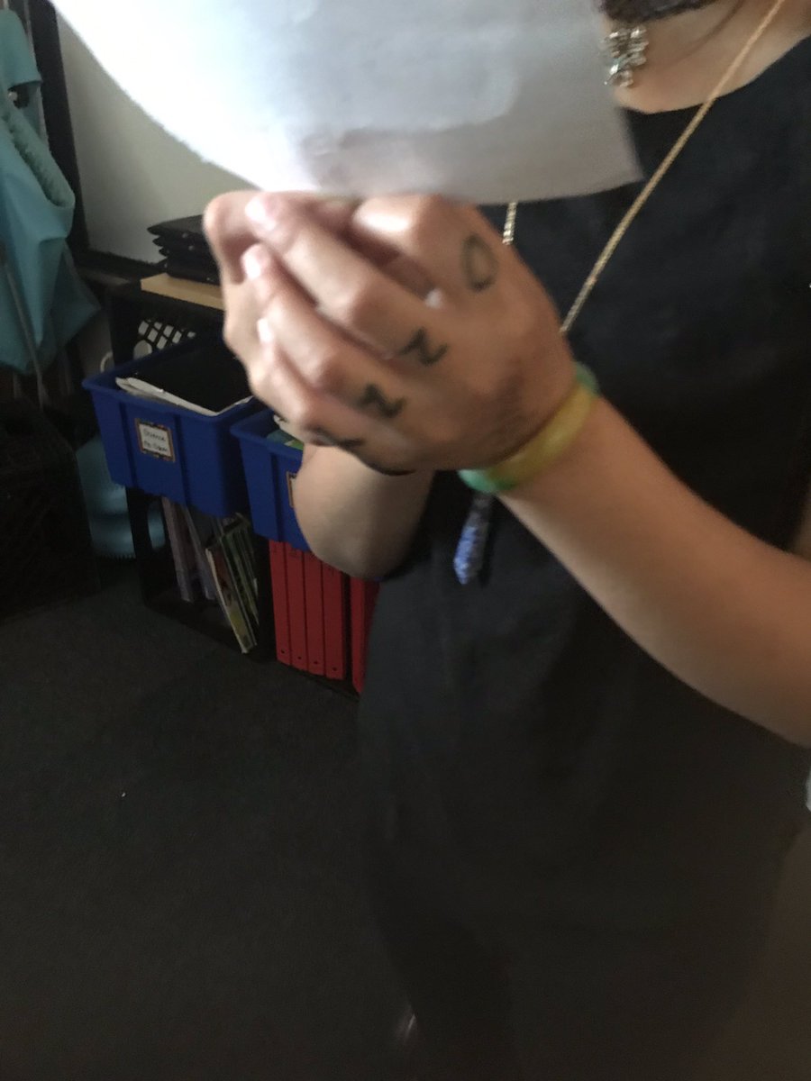 <a href="/OzzyOsbourne/">Ozzy Osbourne</a> made a guest appearance at the <a href="/LWNKCSD/">Linden West NKC</a> 3rd grade Wax Museum😉 This Cougar was in full character, even down to the ink on her hand💙 <a href="/OdeenTeach/">Becki Odeen</a>