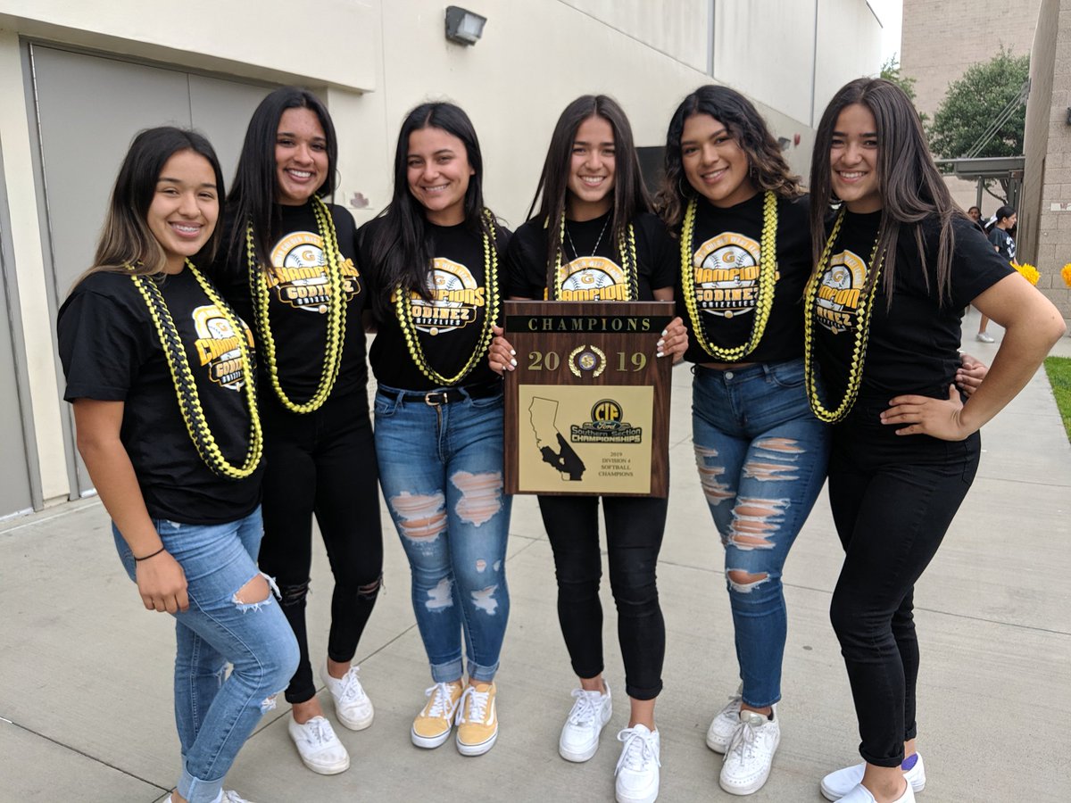 godinezsports's tweet photo. So proud of these @GodinezSoftball seniors and their tremendous π₯accomplishments over 4 years ππππleague titles & ππβΌοΈππππππ»π₯πͺπ― #gfhspride #ahigherstandard #THINKGodinez https://t.co/vjYEV6cN77
