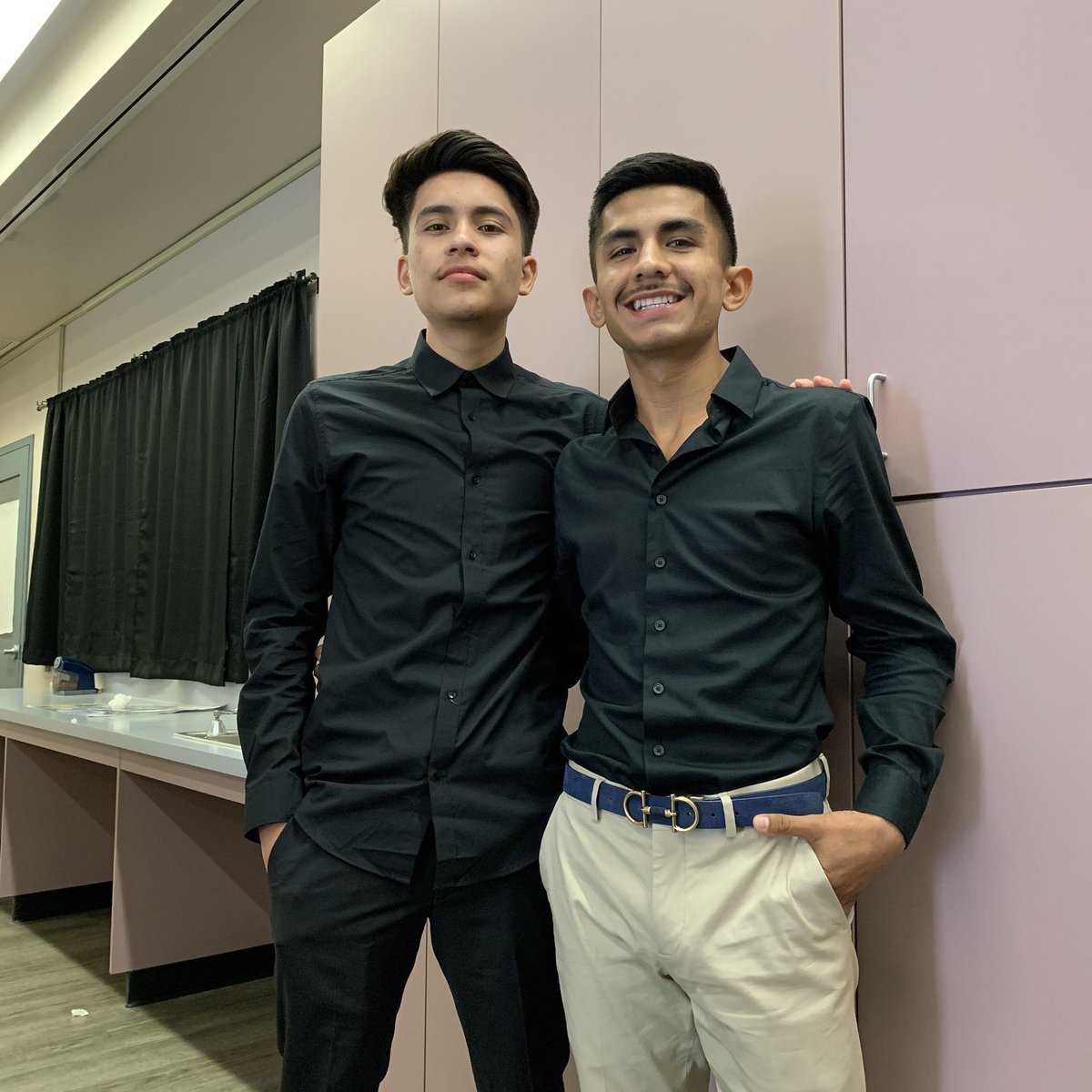 Coronado_Jose01's tweet photo. Everything went by so fast ๐จ๐ฏ
#seniorinterviews #2k19 #faltounafoto https://t.co/AnEz1xVZj7