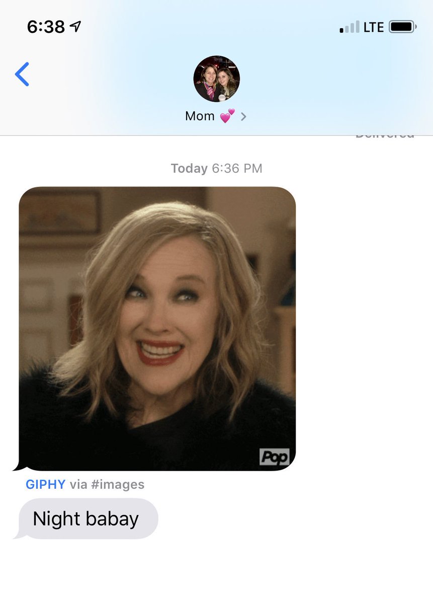 paigethalia's tweet image. My mom’s discover Moira gifs @danjlevy @SchittsCreek #babay