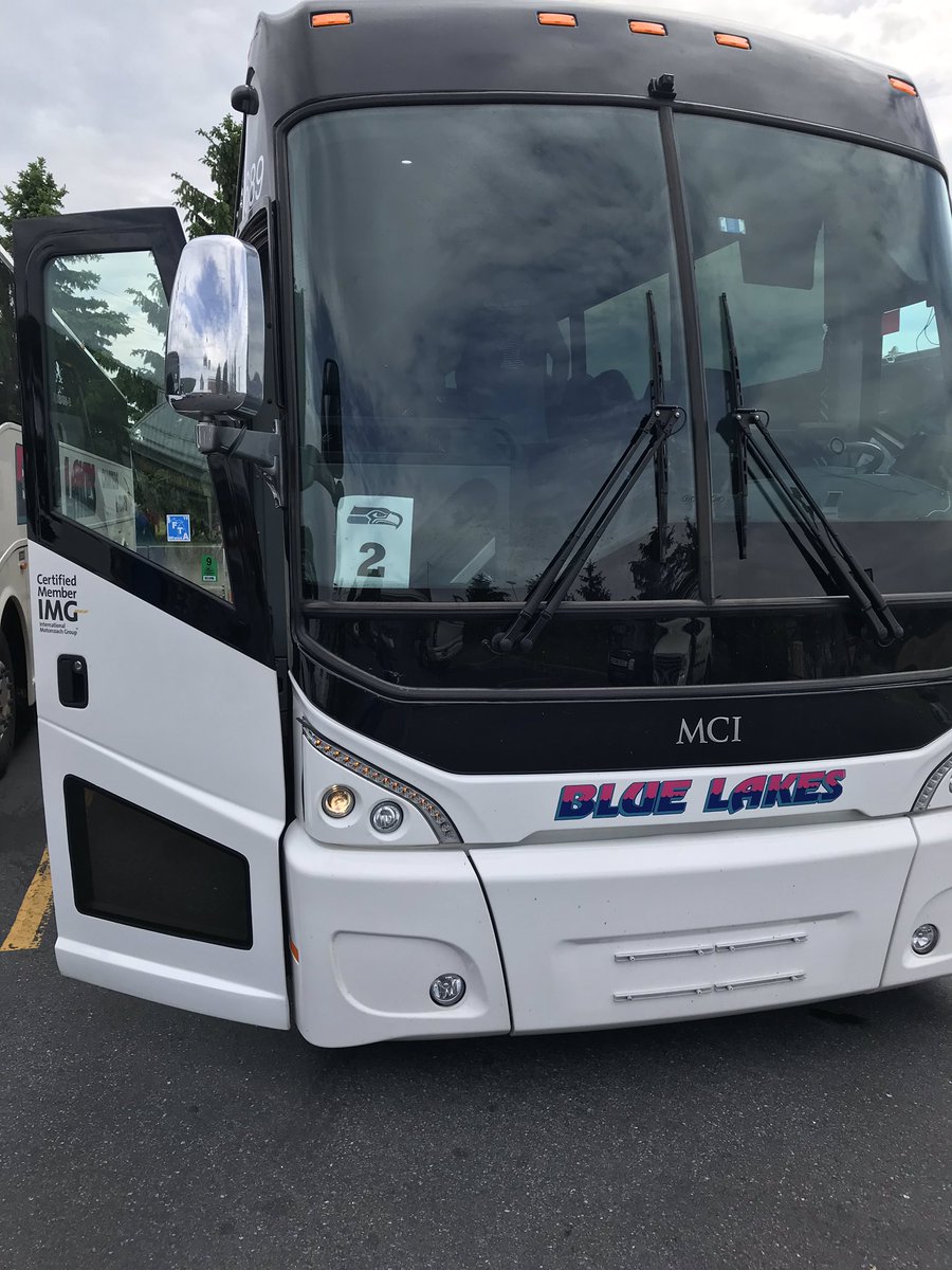 mbailey927's tweet photo. Thanks to our driver Luther for getting us everywhere we needed to be all week. He even signed autographs for us. #bus2rules #ShumateDCTrip2019 https://t.co/Tb2ValgMjT