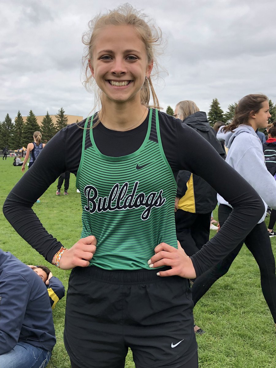 KWoelfel_runfun's tweet photo. #sectionqualifier #200mdash https://t.co/rcsLtk5HPo