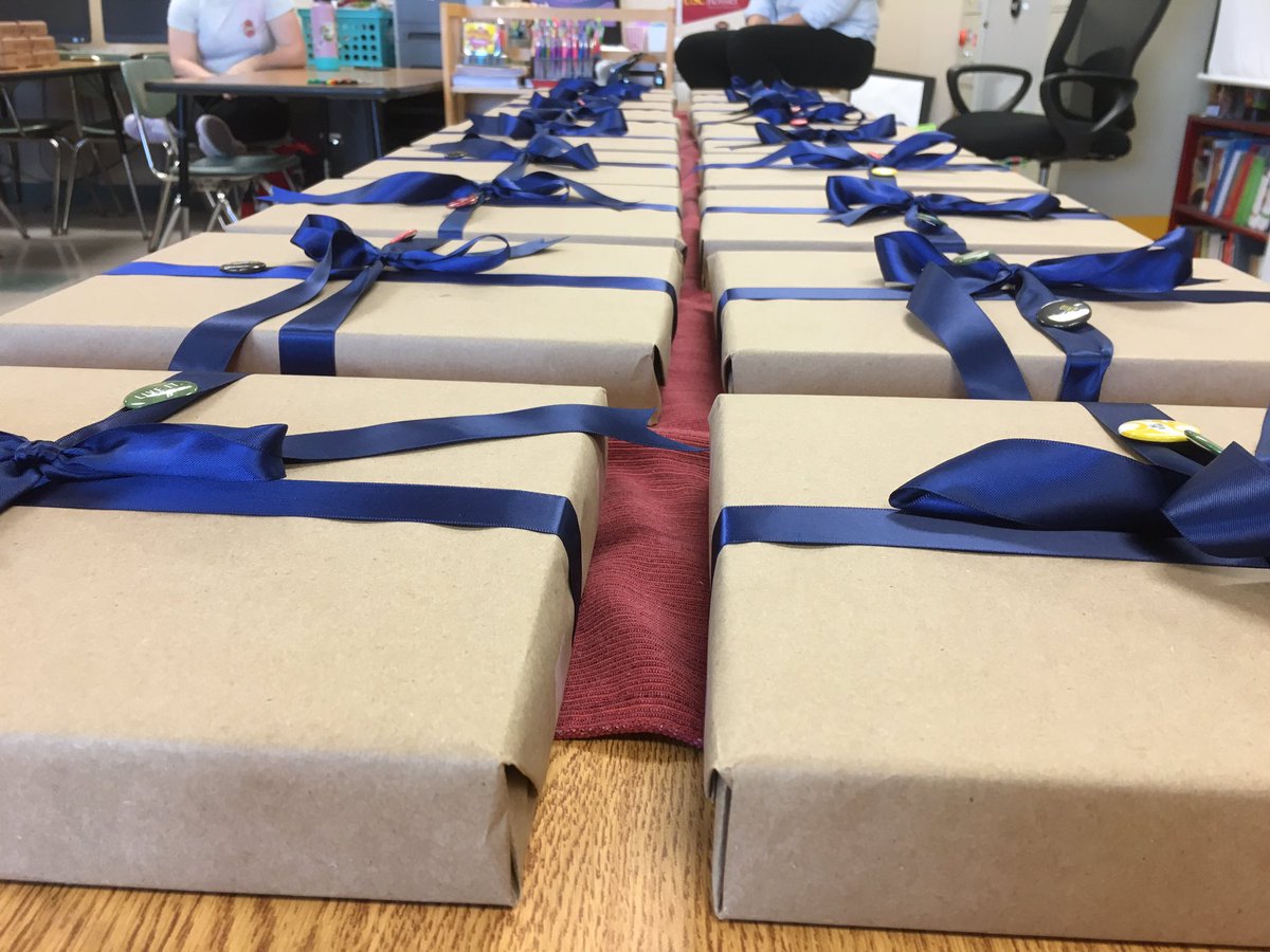 ccaconspiracy's tweet photo. What’s this? Our Yearbook Reveal party is underway with the Conspiracy XV staff, @BrettKilleen, @LishaBrunache, and @gwthornton1 . Distribution for the whole school will be next week, so please look forward to your yearbook! https://t.co/WBcgcEyuAK