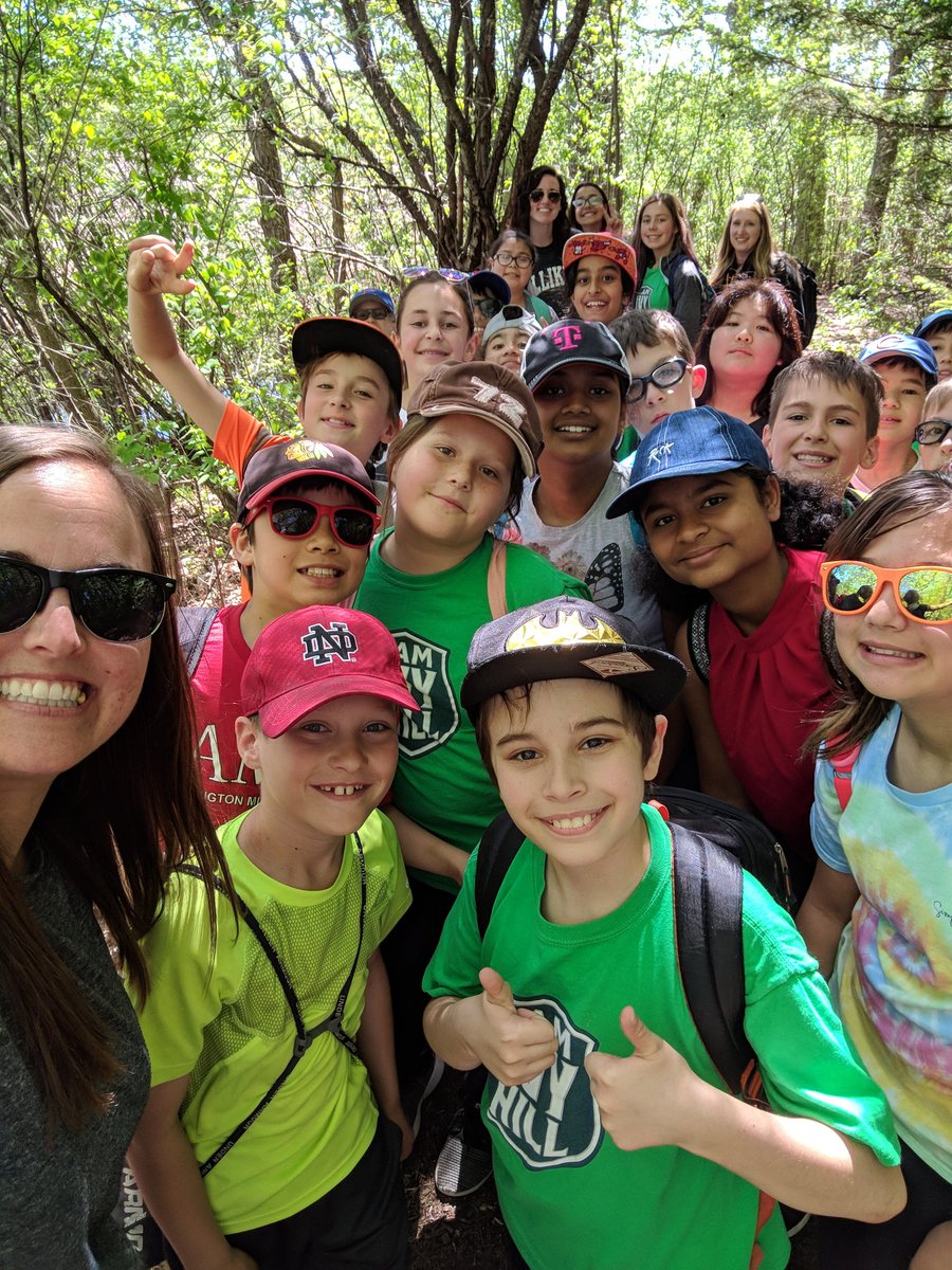 MsKirstenBaker's tweet photo. Non-stop smiles all day 😎 
#CampEdwards #IvyHillLeague https://t.co/5pDgUFYQie
