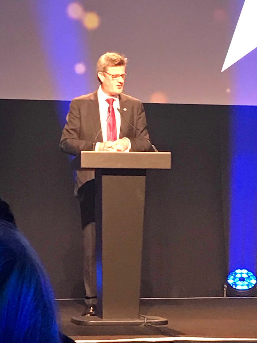 JoBeckenham's tweet image. Delighted to be a guest of #fsbinsurance at Battersea Evolution for the #fsbawards #pcl4brokers #premiumcredit. Great evening with excellent hosts recognising the UKs fabulous entrepreneurial small businesses