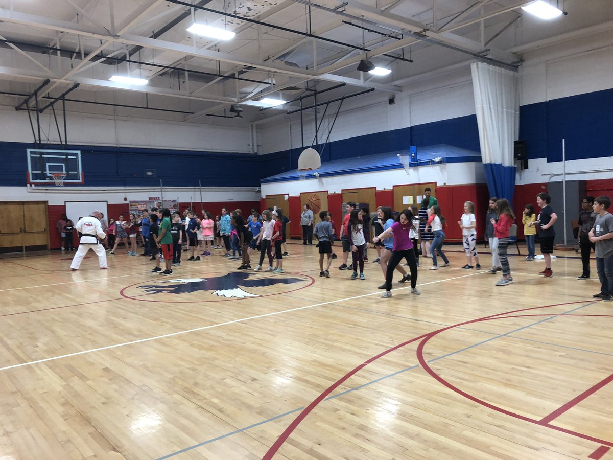 AnnieMeinberg's tweet photo. Thanks @pksakaratecorp for visiting the #AddamsLearners today! π₯ #5thGradeExplorers https://t.co/HFZ1qZBuyl