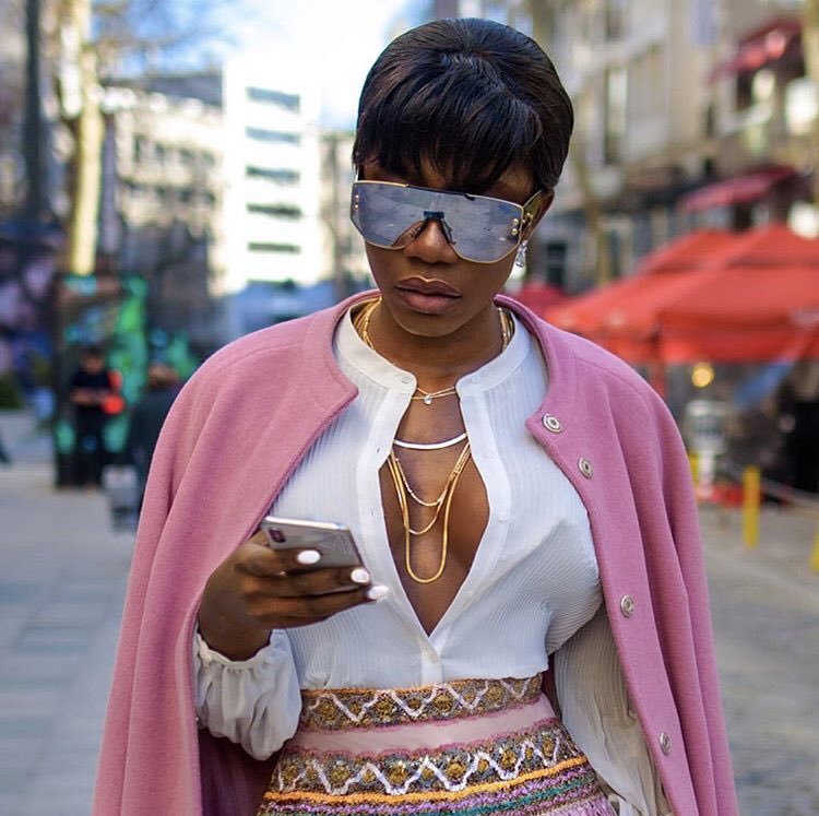 TheChicShop__'s tweet photo. Making bold & chic bossmoves on a daily...😉🛍️
.
--📷 Credit: @og_styletemple cute!
.
#thechicshopdallas #shopthechicway #dallasfashion #LAfashion #dallaswomen #chicfashion #chicstyles #onlineshopping #mompreneurs #femtrepreneurs #blkcreatives #dallasfashionblogger https://t.co/GqZkbJq8qT