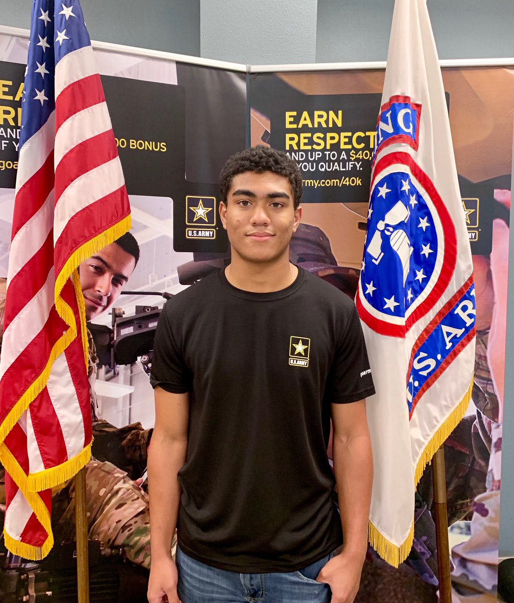 US Army Fort Worth Recruiting Station (@army_worth) on Twitter photo Congratulations to the newest addition to the Army team. Albert Bailey enlisted today as a 15N Avionic Mechanic. #InOurBoots #WarriorsWanted <a href="/FTWRecruitingCO/">Fort Worth Recruiting CO</a> <a href="/USARDallasBNCDR/">Dallas BN CDR</a> <a href="/dallas_bn/">Dallas BN</a> @CSM_Dallas Congratulations to the newest addition to the Army team. Albert Bailey enlisted today as a 15N Avionic Mechanic. #InOurBoots #WarriorsWanted <a href="/FTWRecruitingCO/">Fort Worth Recruiting CO</a> <a href="/USARDallasBNCDR/">Dallas BN CDR</a> <a href="/dallas_bn/">Dallas BN</a> @CSM_Dallas