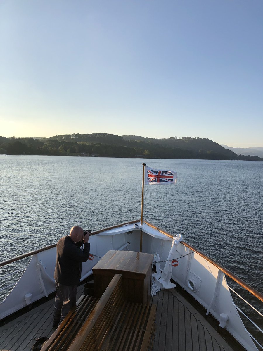 Tara Vallente tweet media