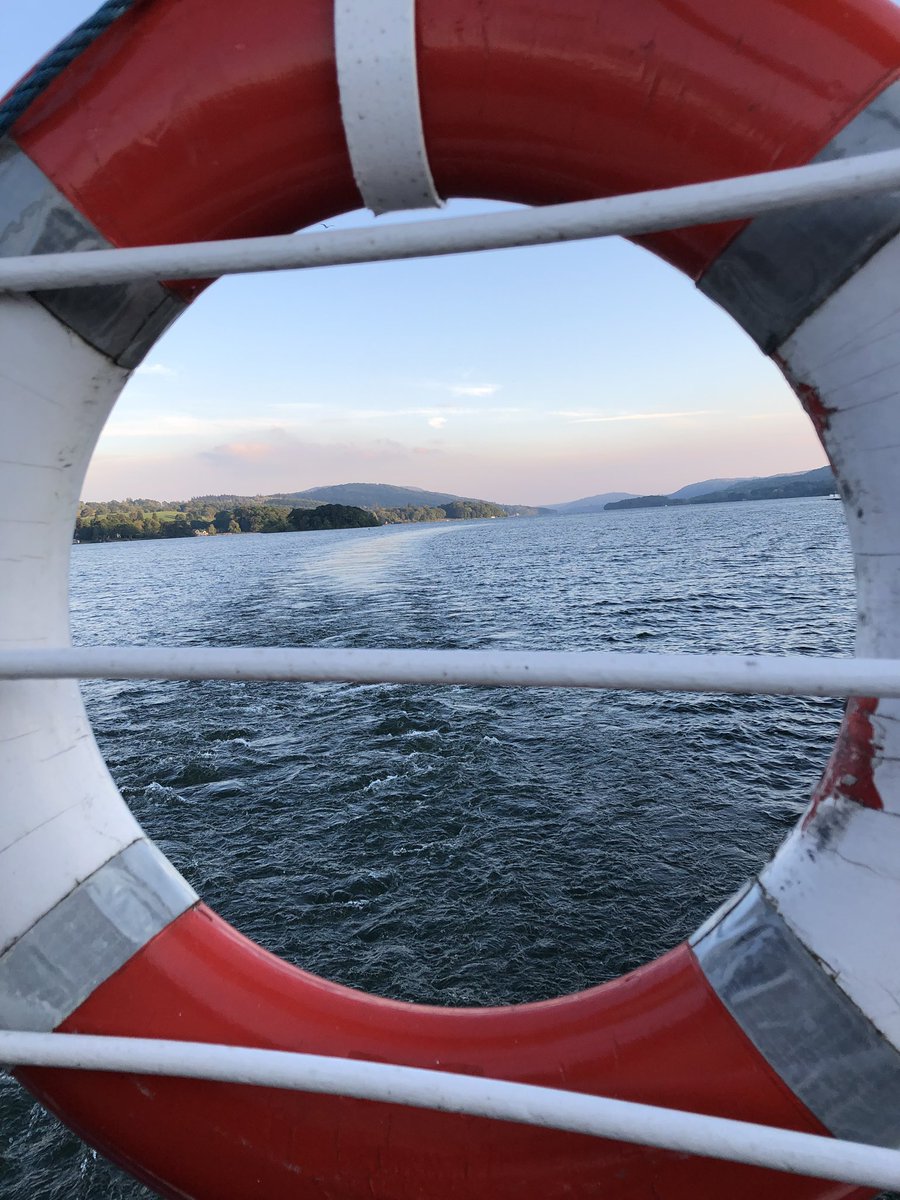 Tara Vallente tweet media