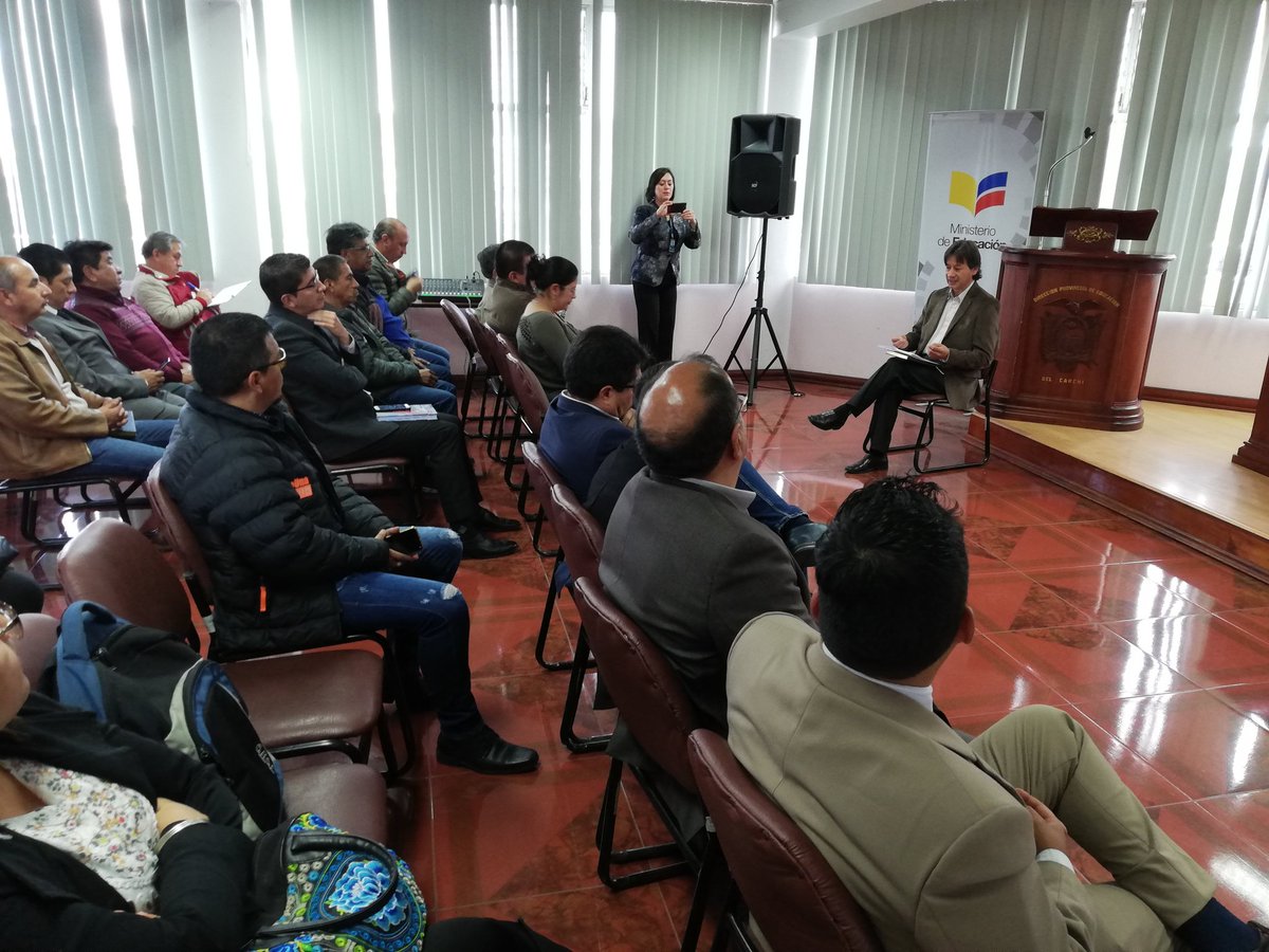 GoberCarchi's tweet photo. Conformación del Consejo Consultivo de XIV Feria de Integración Fronterizo Ecuatoriana Colombiano #FIFEC2019, con la participación de varias organizaciones de la provincia. https://t.co/18BQtggKea
