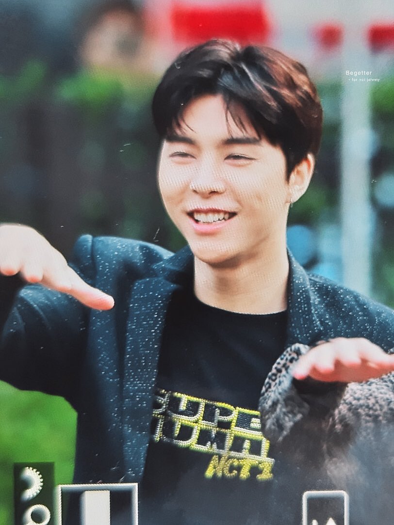 begetter209's tweet photo. 190524 뮤직뱅크
#쟈니 #JOHNNY #NCT127 https://t.co/mEYb3VdqdP