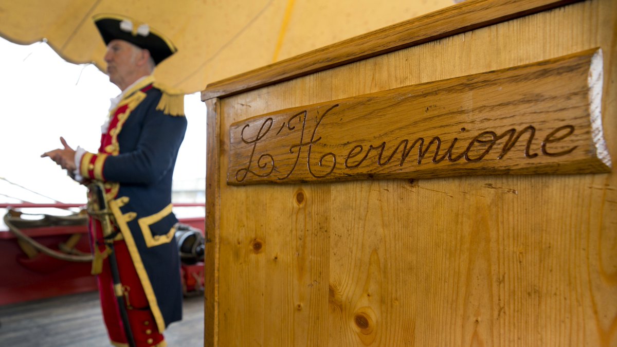 La ville de #SaintNazaire <a href="/VilleStNazaire/">Saint-Nazaire</a> accueille <a href="/LHERMIONE_SHIP/">L'Hermione</a> un événement maritime orchestré par <a href="/DebordDeLoire/">Débord de Loire 2025</a>  Cap sur #Nantes dès samedi 25.