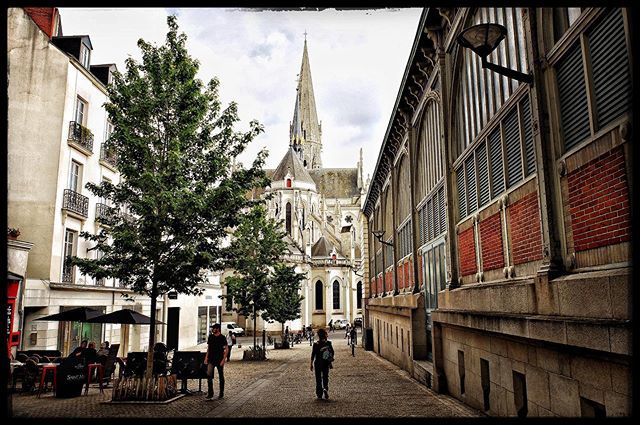 ced_robergeaud's tweet photo. #instantanantes #igersnantes #picoftheday #igersbretagne #streetphotography #streetphotographers #hipstamatic #iphoneonly #iphonexs #mobilephotography #outofthephone #jaimelabretagne #bretagnetourisme #destinationbretagne #instabretagne #shootoniphone #vivelacouleur
#igersf… https://t.co/FZfMtOExqi
