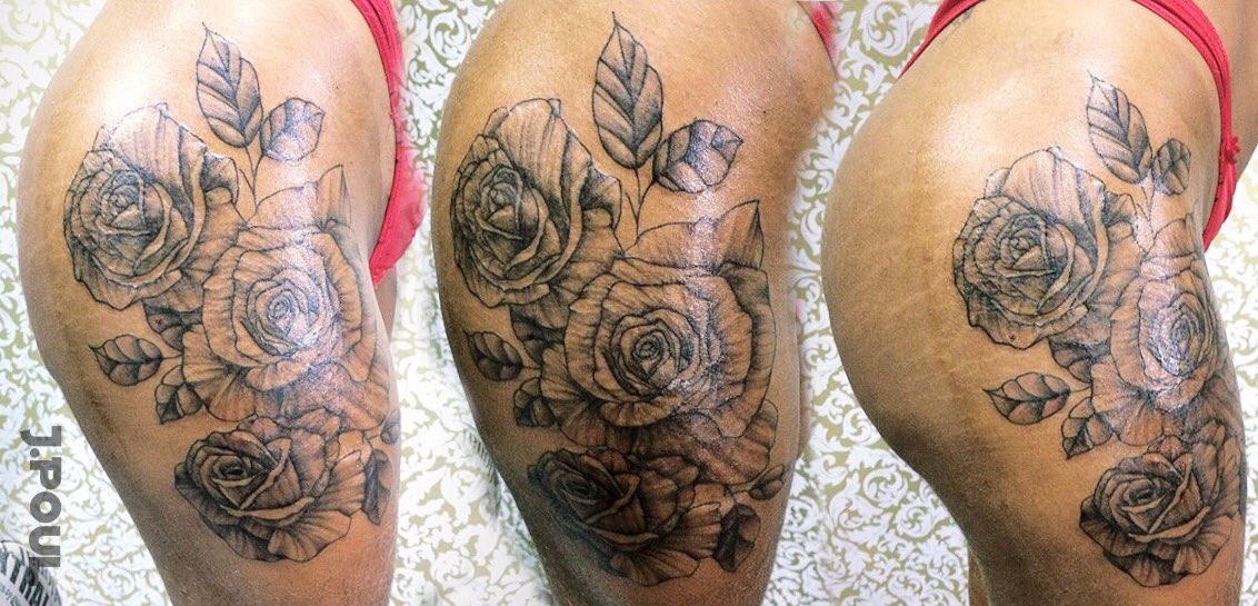 poulartes's tweet image. Projetinho completo ( Ramo de Rosas 3 Marias ).
Meninas vamos aproveitar que o tempo tá bom , não tá aquele calor do kct. Vamos tatuar ! 

Orçamentos no chat.
Espalha pras amigas kkkkk. 
Da Rt aí pra ganhar desconto.⚡️

#Poultattoo #RamodeRosas #BlackandGrey #Artenapele