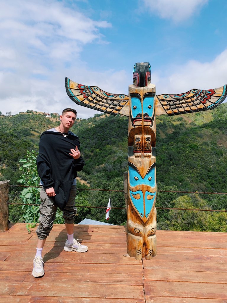 CamMeekins tweet picture