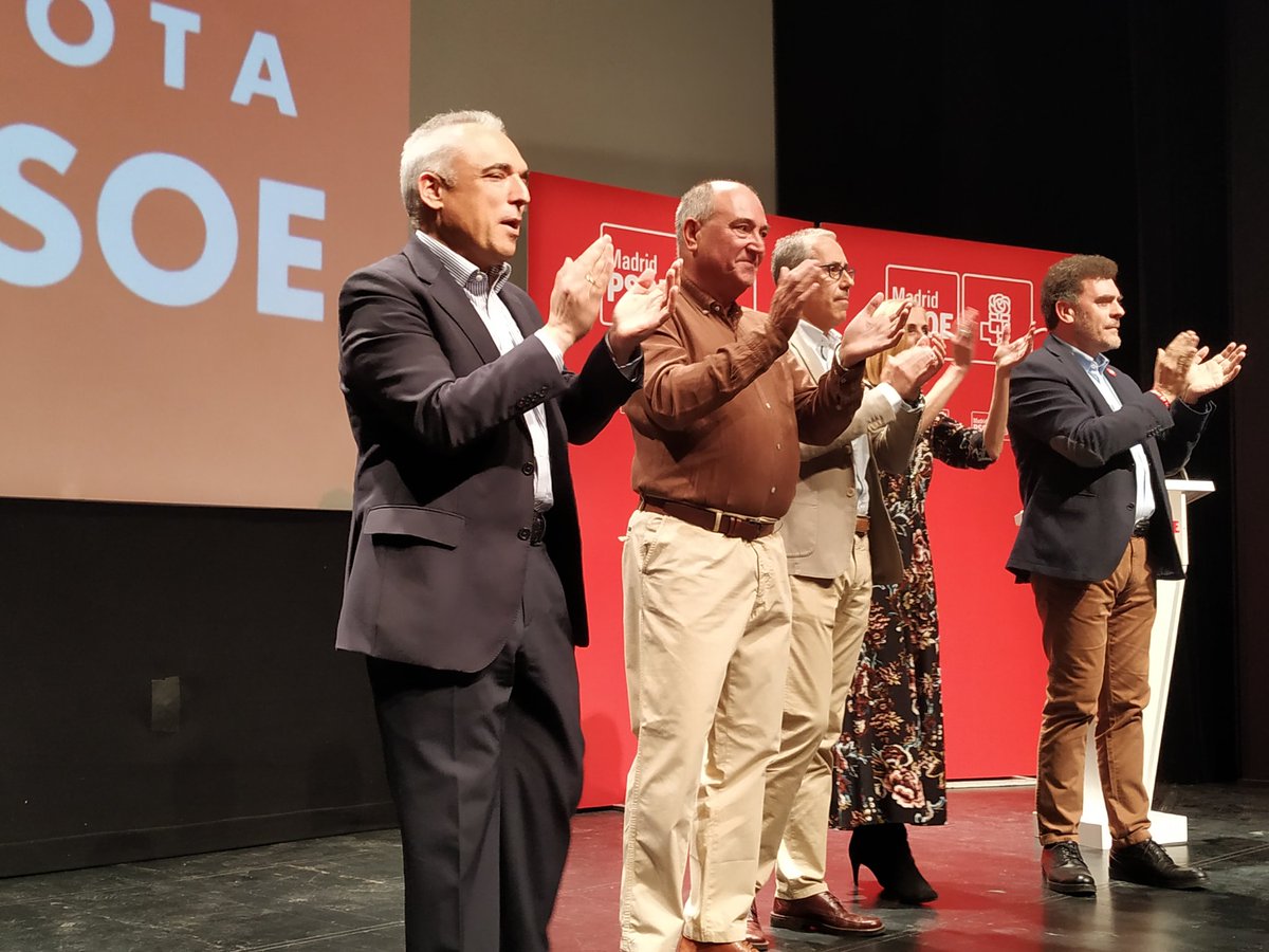 PSOEnaval's tweet photo. Gracias #Navalcarnero es hora de seguir trabajando y avanzando JUNTOS. 
Este #26M es muy importante vuestro voto para las Europeas, Comunidad de Madrid y Navalcarnero.
#VotaPSOE #SiempreHaciaAdelante https://t.co/M0ekVzYqyw