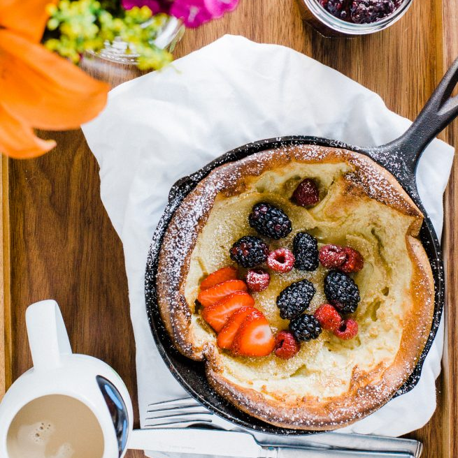 Ever heard of a "Dutch baby" baked pancake? We think you'd enjoy this international take on a classic breakfast favorite: goo.gl/7ebgzm