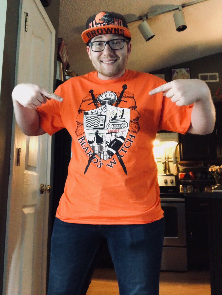 TheBeardsWatch's tweet photo. 🔥Lookin good! If you haven’t grabbed some swag make sure you do!🔥 #JoinTheBeards
👚☕️👕 https://t.co/Vz1QnvRwxs https://t.co/1Kmf7O3EdD