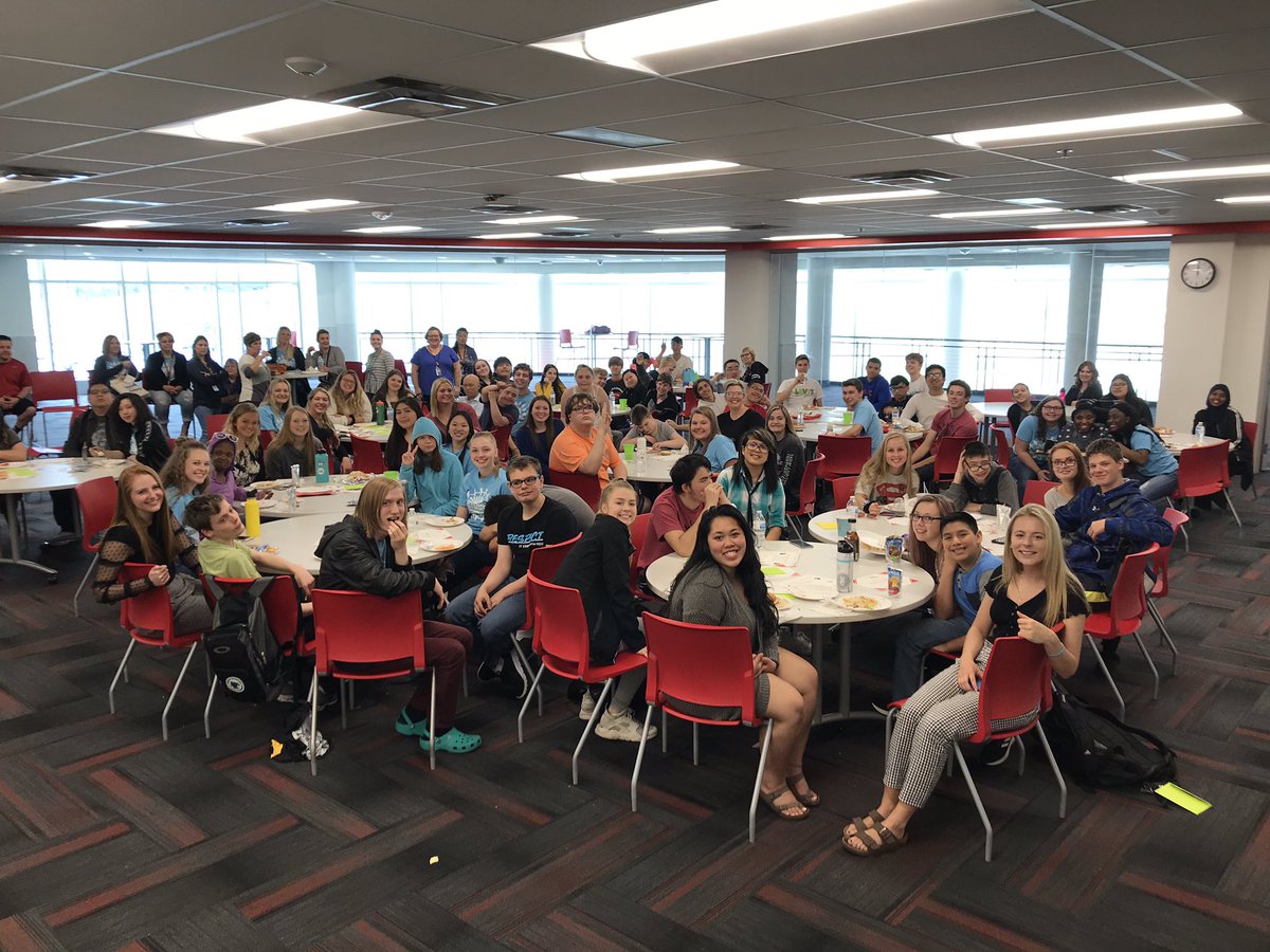 GLOmiesSHS's tweet photo. Today was the last day of GLOmies for the ‘18-‘19 school year! The students hosted a potluck &amp; award ceremony - so much smiling, cheering, &amp; genuine appreciation for one another...❤️ Thanks for a great year, everyone! You are the reason I love my job! #inclusionrevolution https://t.co/2fT8KhbZWC
