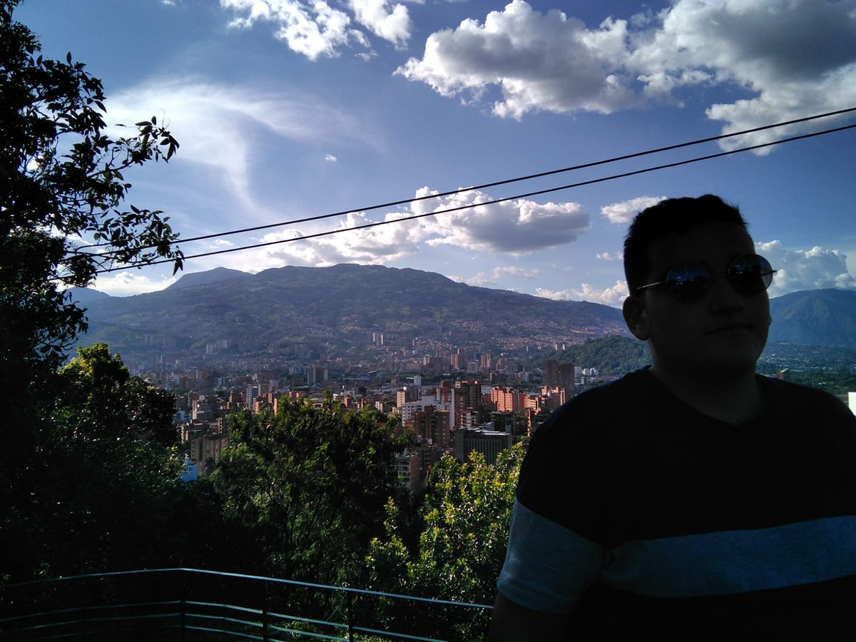 LaNogaleriza's tweet photo. #tr45 #angulación #escorzo @LaAguadera https://t.co/UfoTtAnSTj